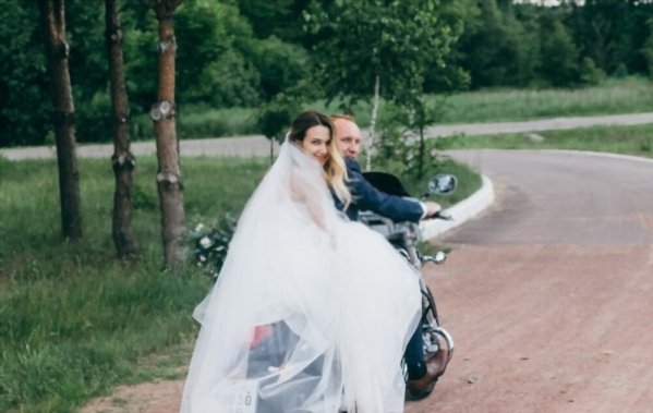 motocycle wedding
